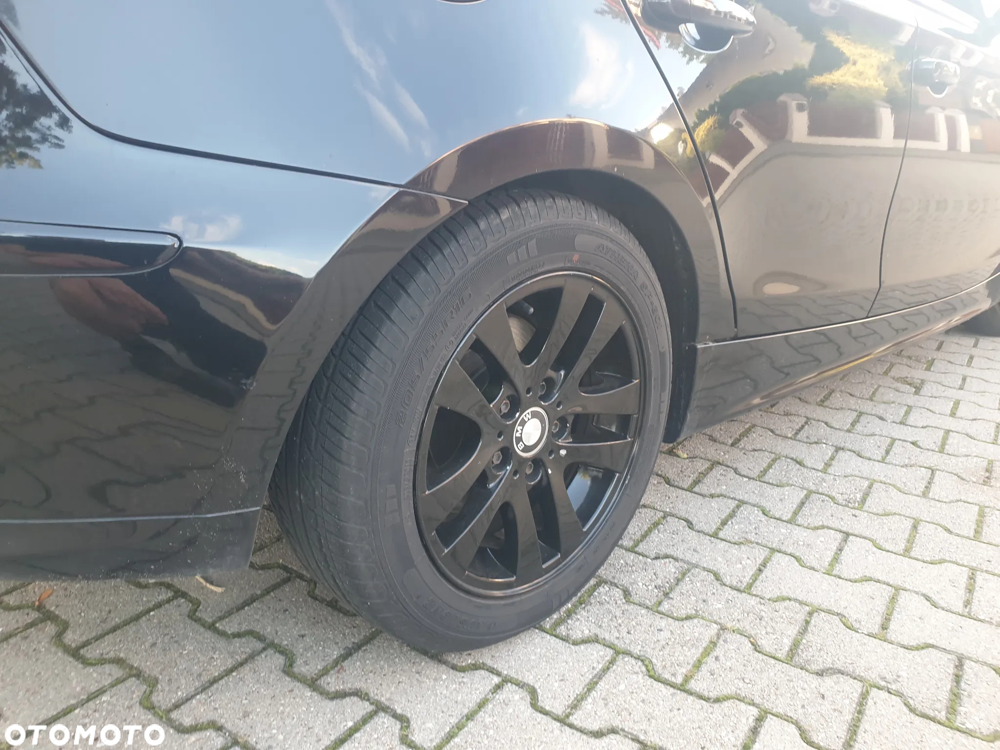 BMW Seria 1 120i - 24