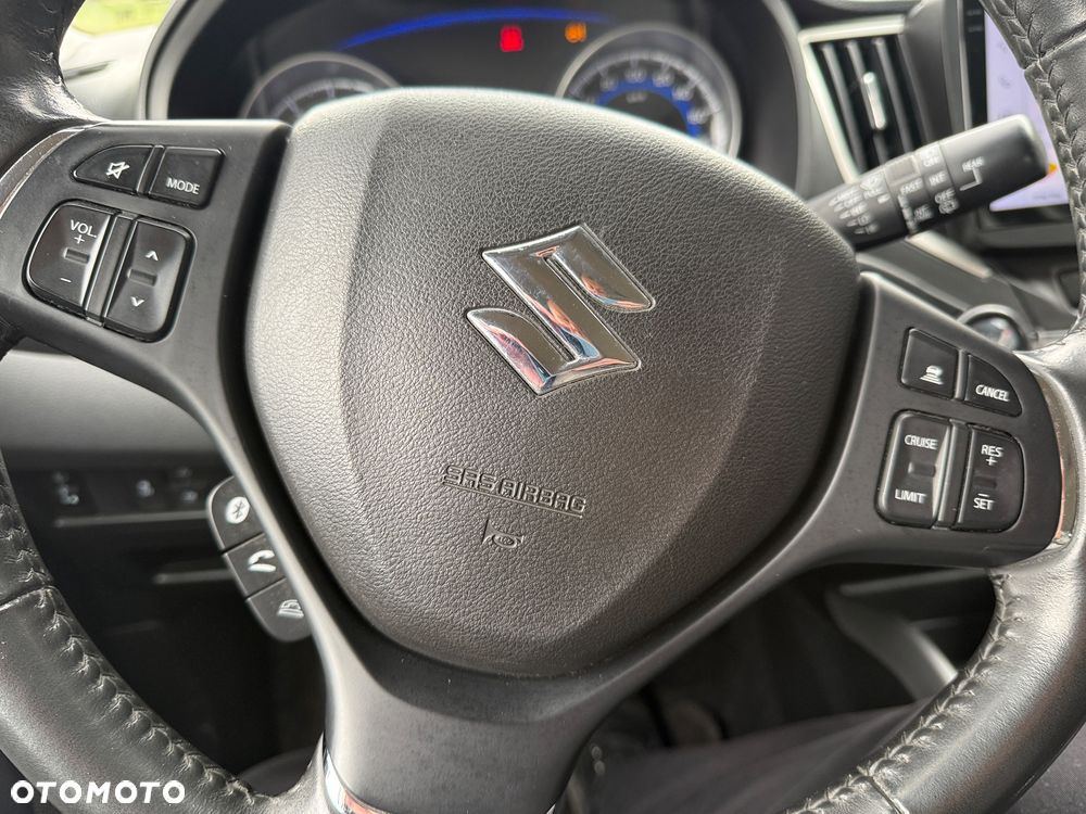 Suzuki Baleno 1.2 Premium Plus - 17