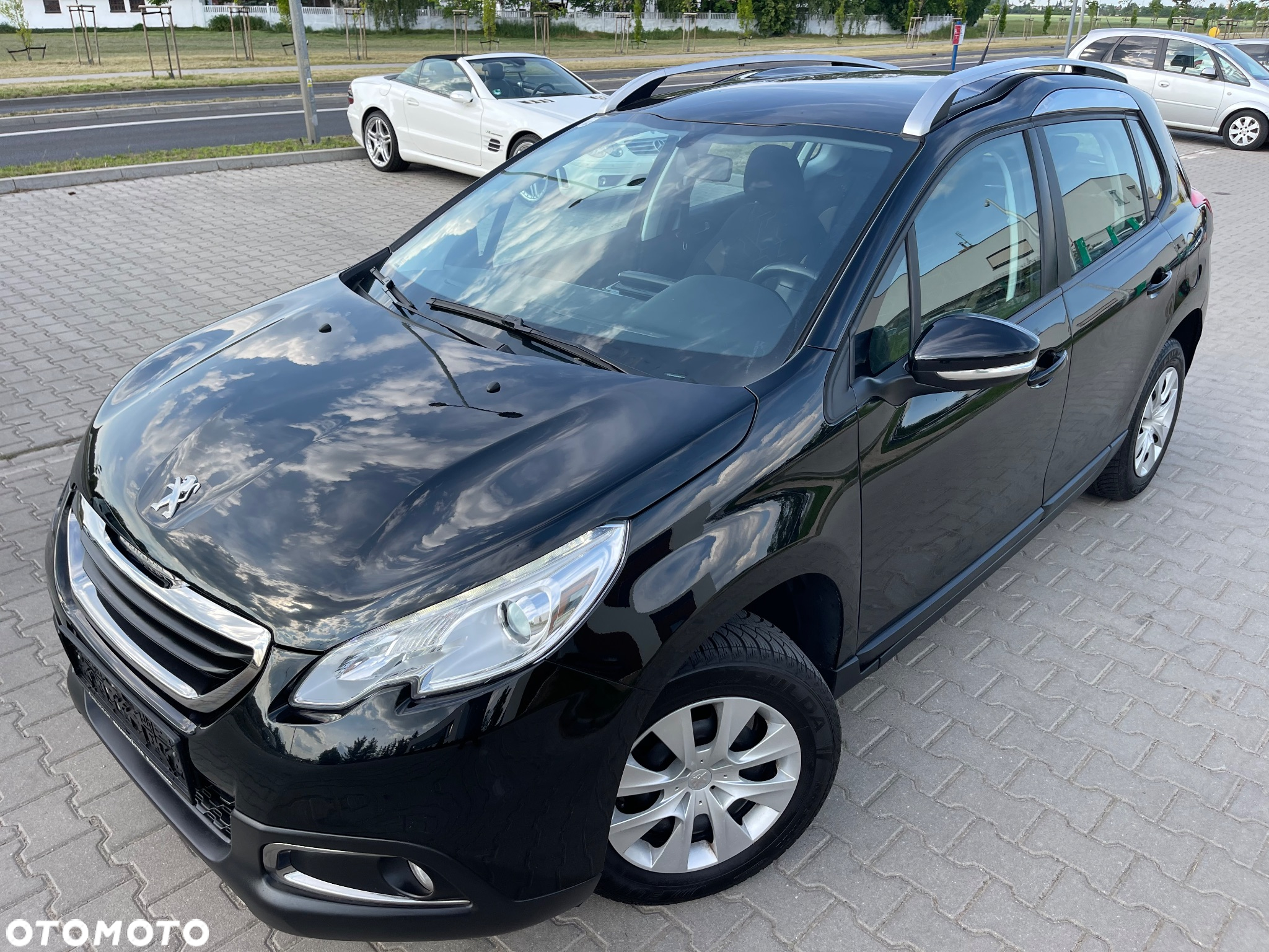 Peugeot 2008 - 10