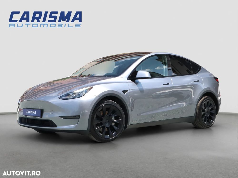 Tesla Model Y Long Range Dual Motor AWD - 3
