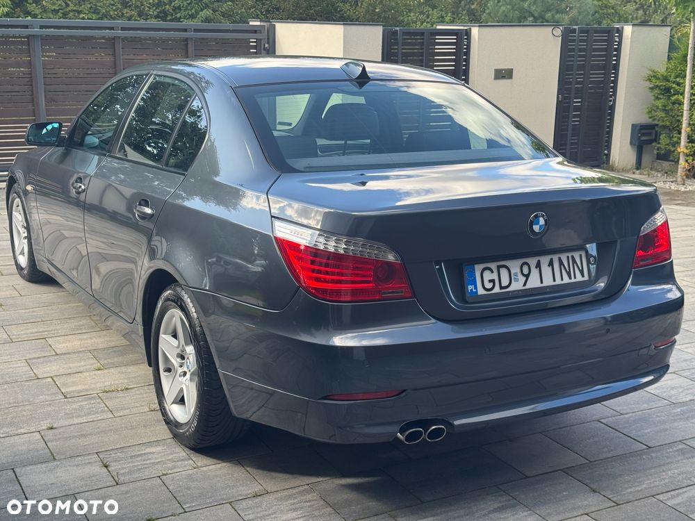 BMW Seria 5 525d - 2