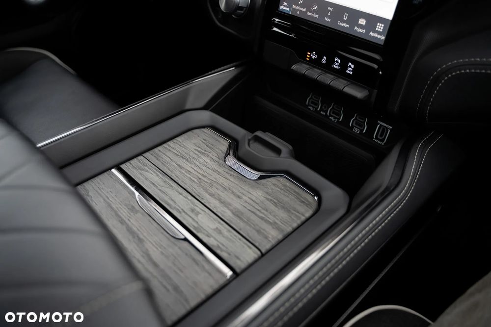 RAM 1500 5.7 Crew Cab Limited - 31