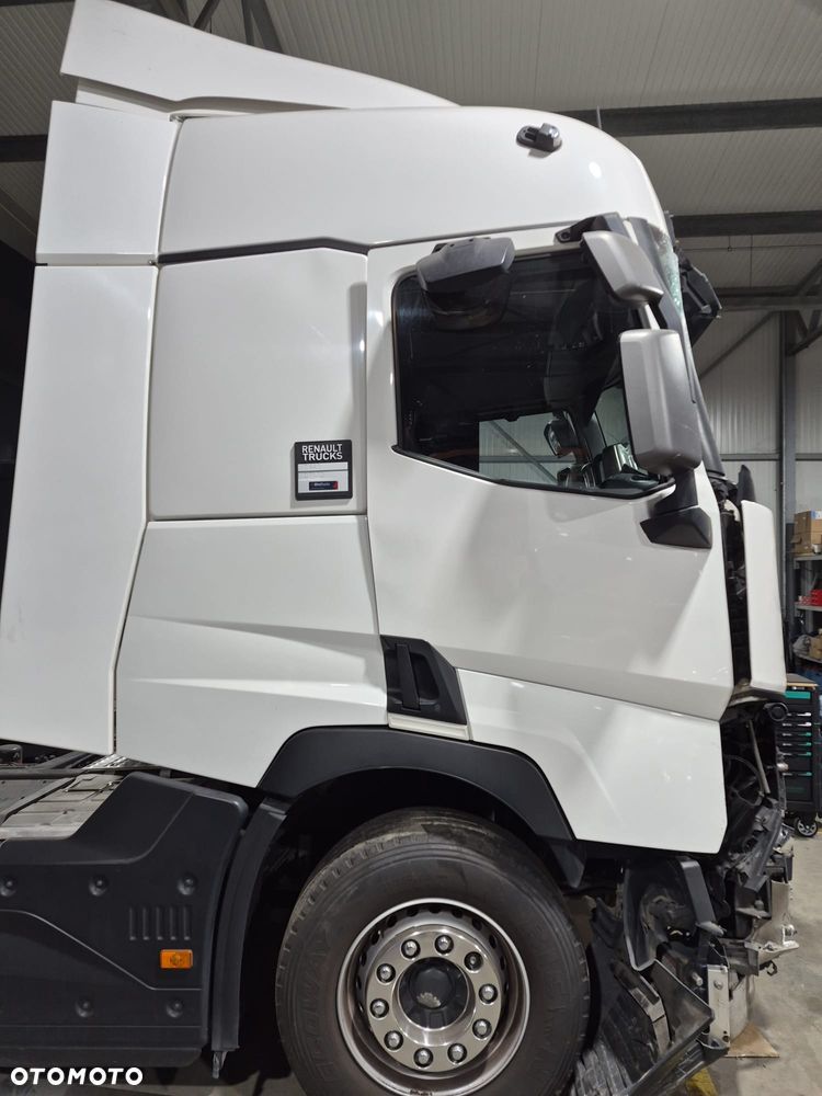 Renault T440 - 17