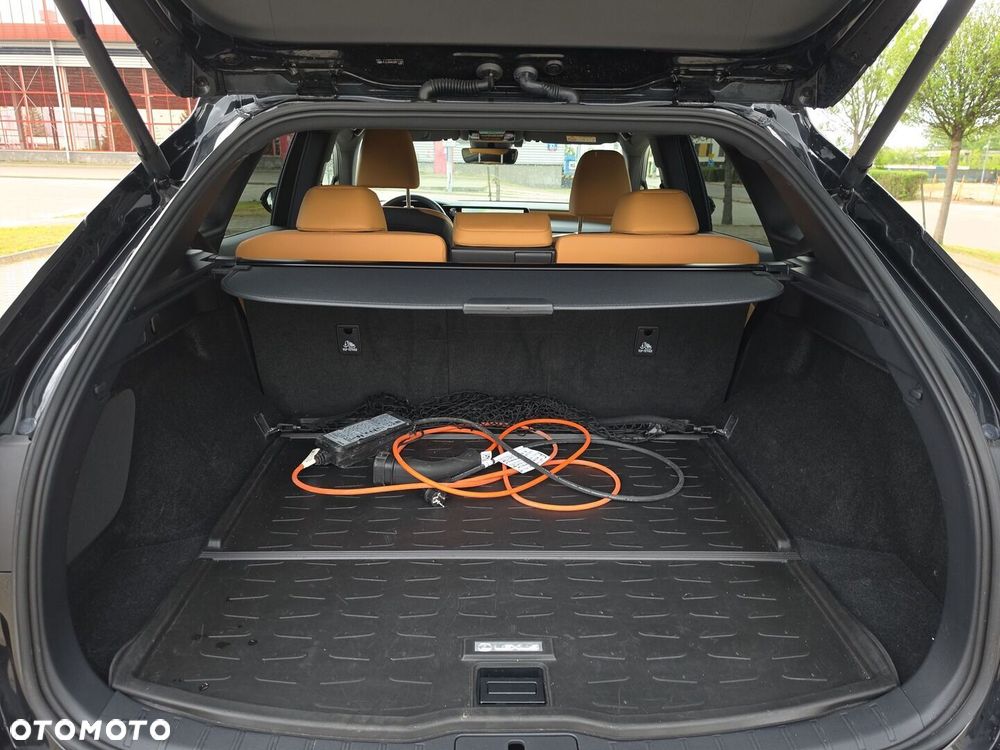 Lexus RX 450h+ Prestige - 31