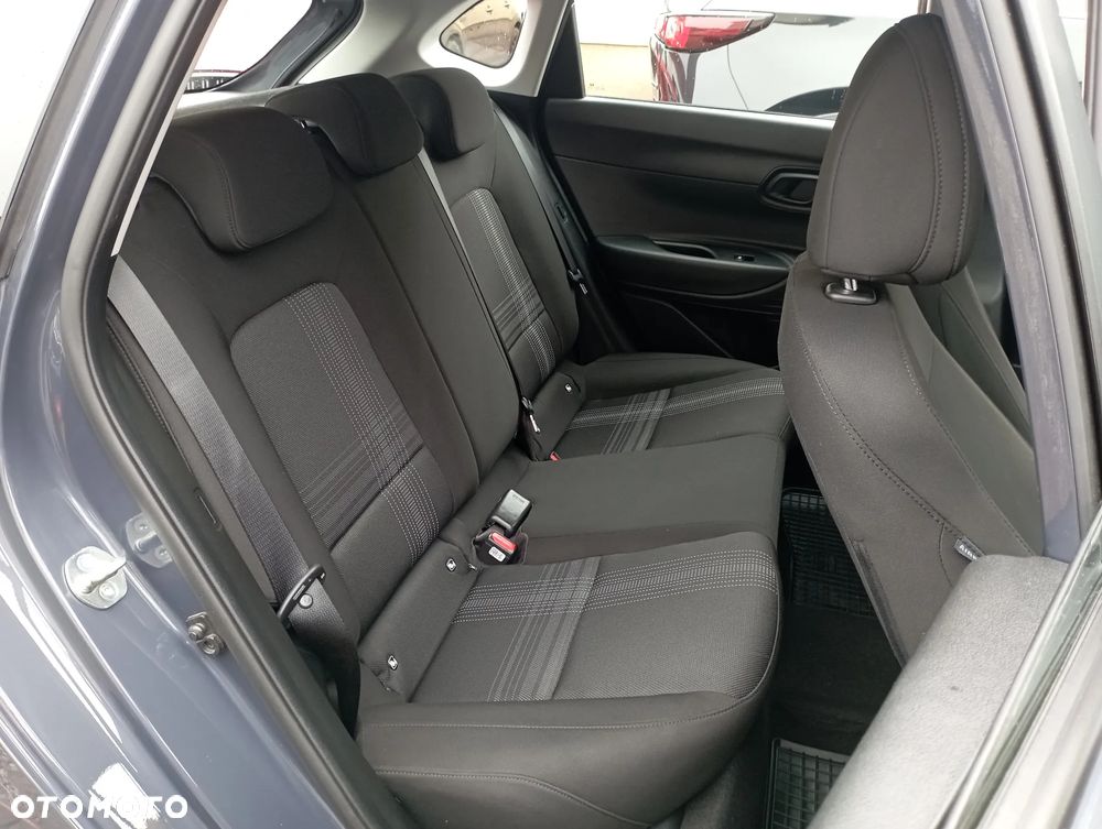 Hyundai i20 1.0 T-GDI Pure DCT - 10