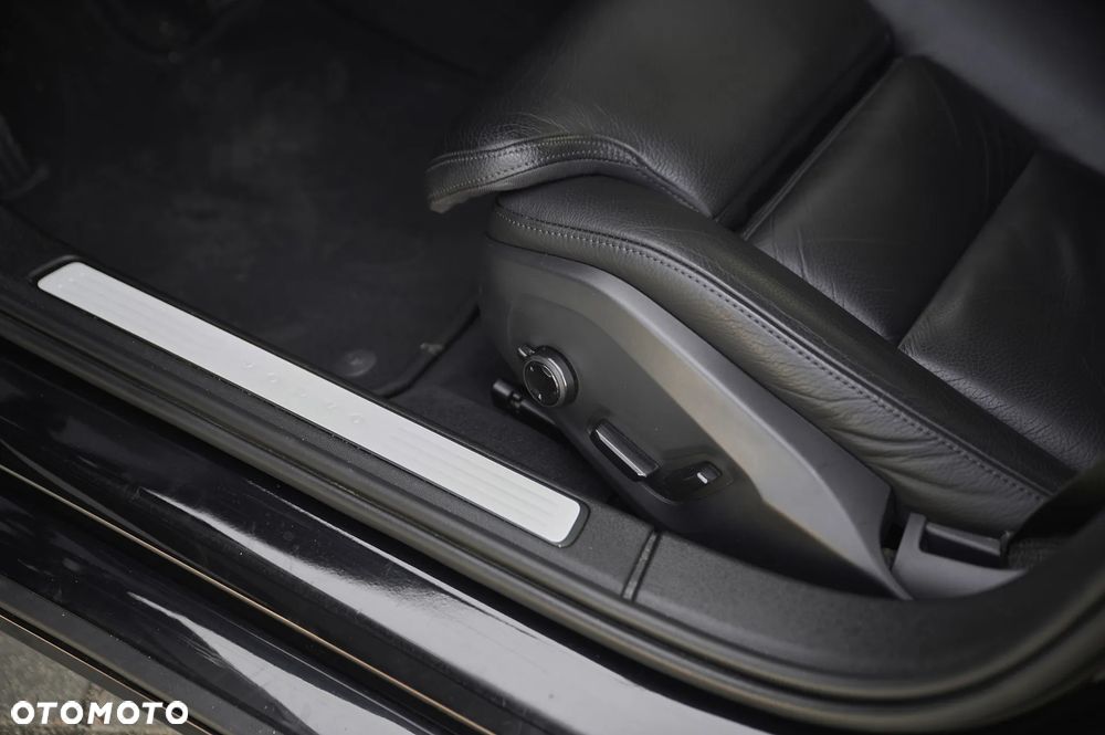 Volvo S60 T4 Inscription - 33