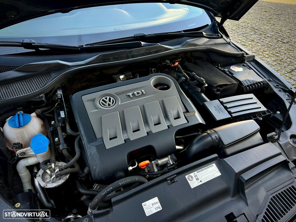 VW Scirocco 2.0 TDI R-Line - 23