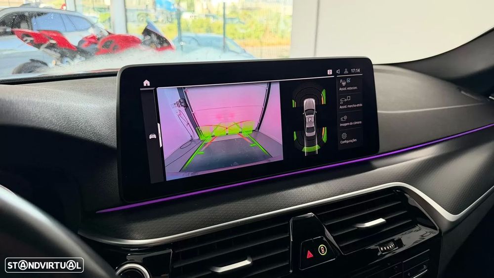 BMW 530 e Pack Desportivo M - 25