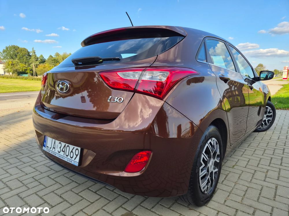 Hyundai i30 1.4 Premium - 6