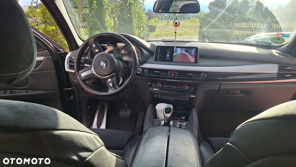 BMW X6 xDrive30d - 16