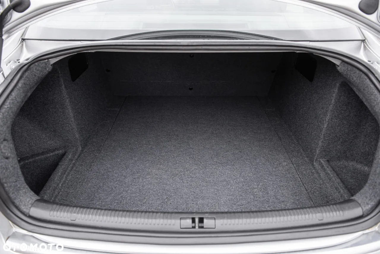 Audi A4 Avant 2.0 - 19