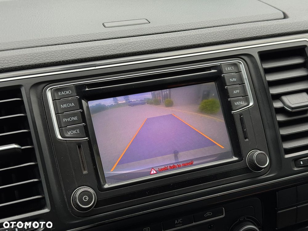 Volkswagen Transporter T6 - 14