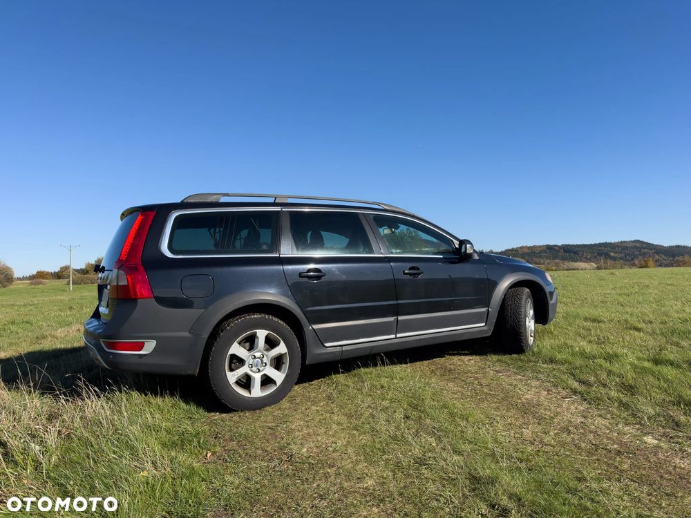 Volvo XC 70 2.4D AWD Momentum - 7