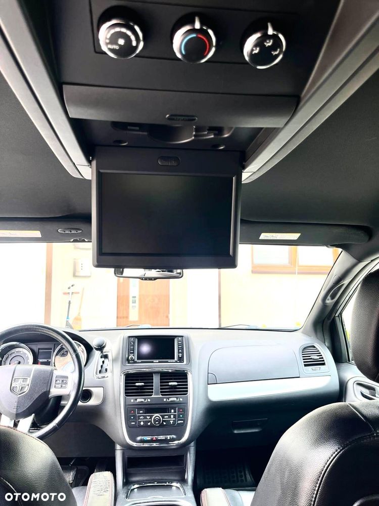 Dodge Grand Caravan 3.6 R/T - 13