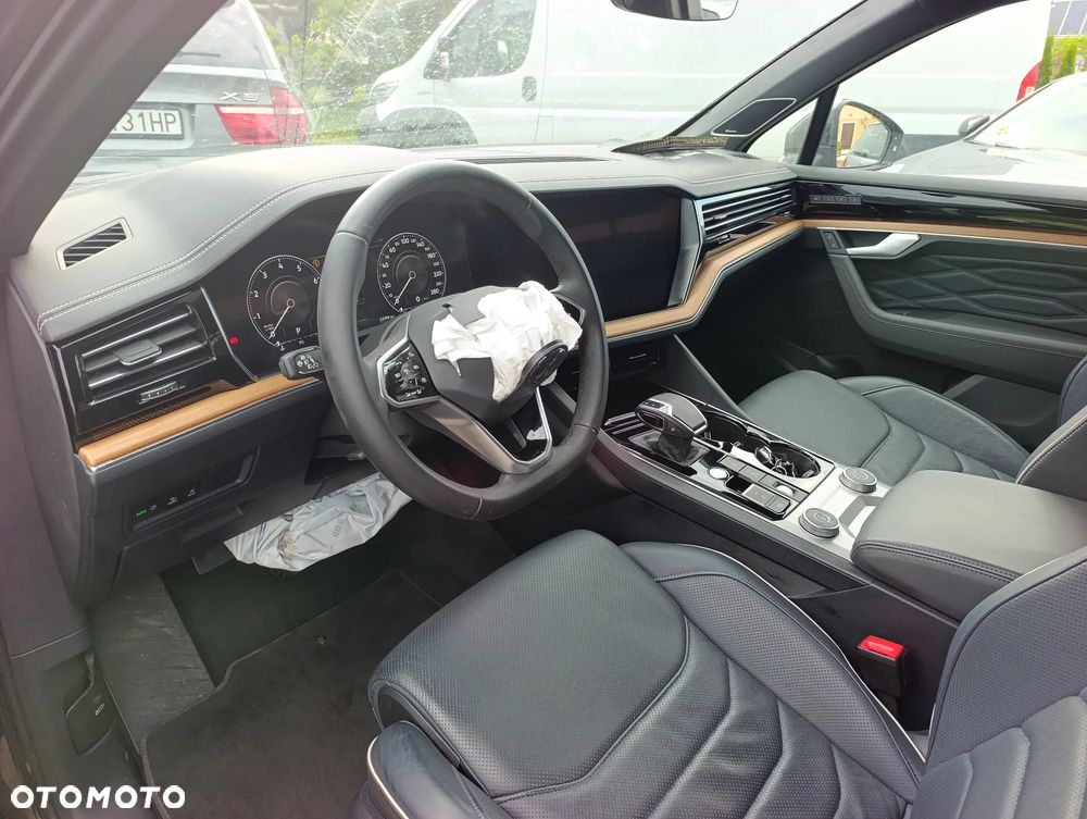Volkswagen Touareg 3.0 V6 TSI OPF 4Motion - 13