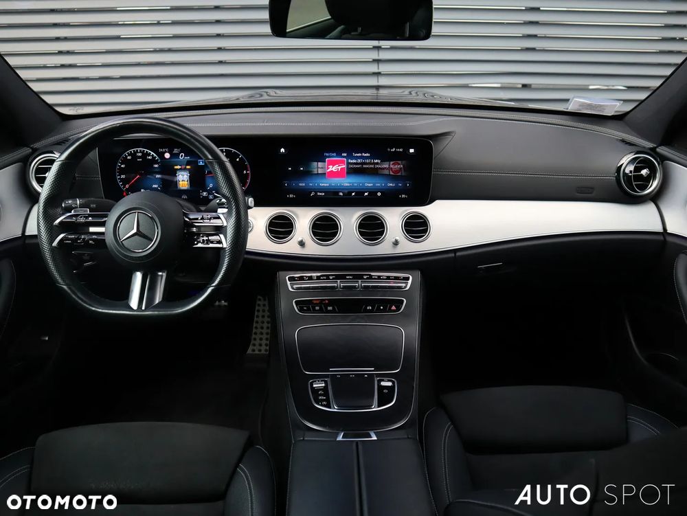 Mercedes-Benz Klasa E 220 d 4-Matic AMG - 19