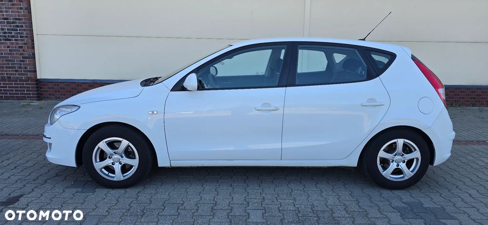 Hyundai i30 1.6 CRDi Comfort - 6