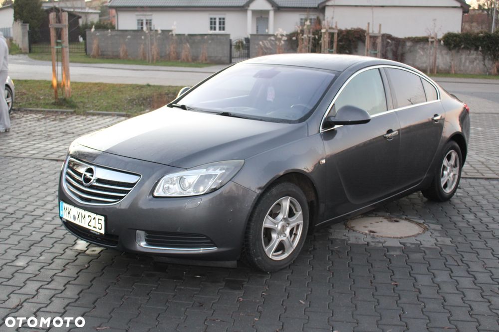 Opel Insignia 2.0 CDTI - 9
