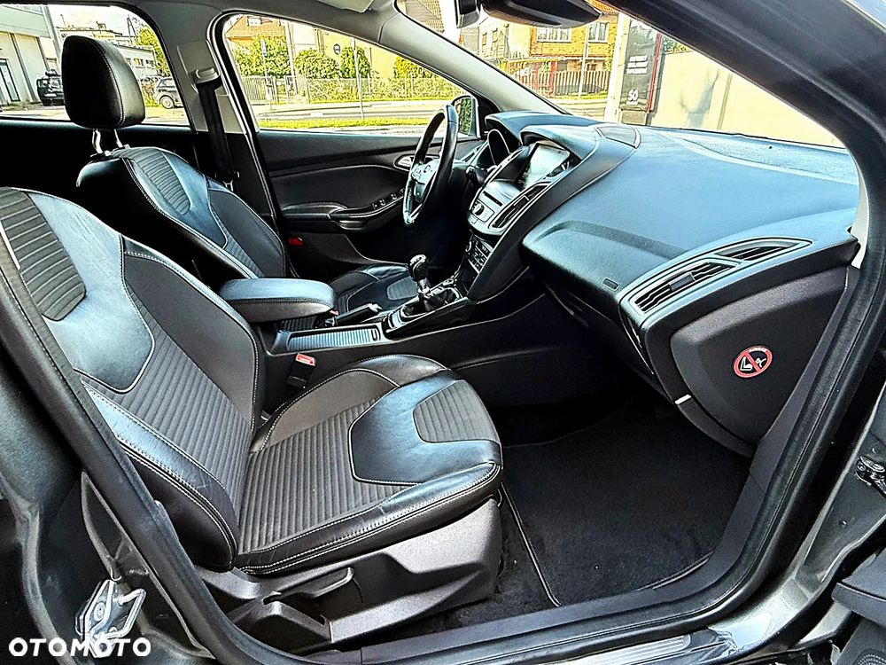 Ford Focus 2.0 EcoBlue ST-Line Business - 20