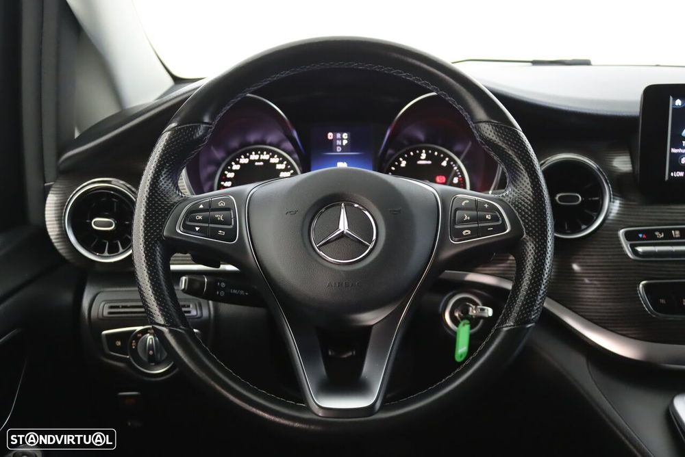 Mercedes-Benz V 220 d Longo Avantgarde - 12