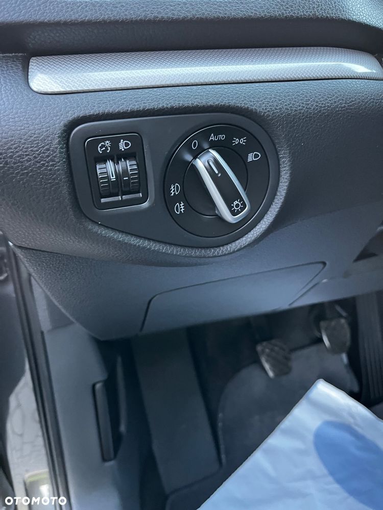 Volkswagen Sharan 2.0 TDI Highline - 12