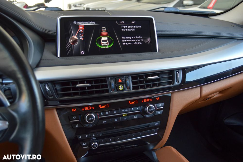 BMW X6 xDrive30d - 16