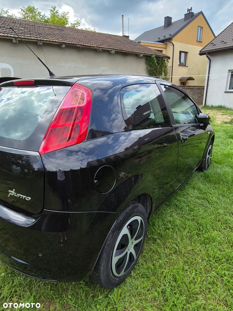 Fiat Punto 1.4 Easy S&S - 20