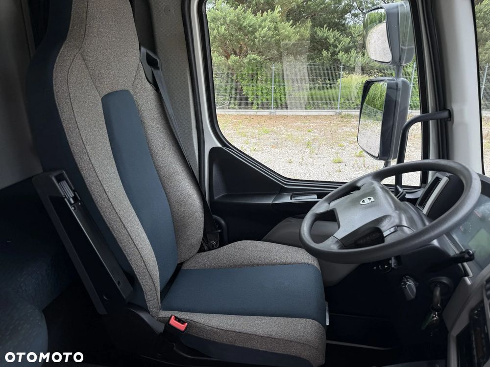 Volvo FL - 9