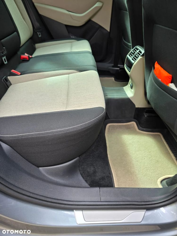 Skoda Karoq 1.6 TDI SCR 4x2 Ambition DSG - 10
