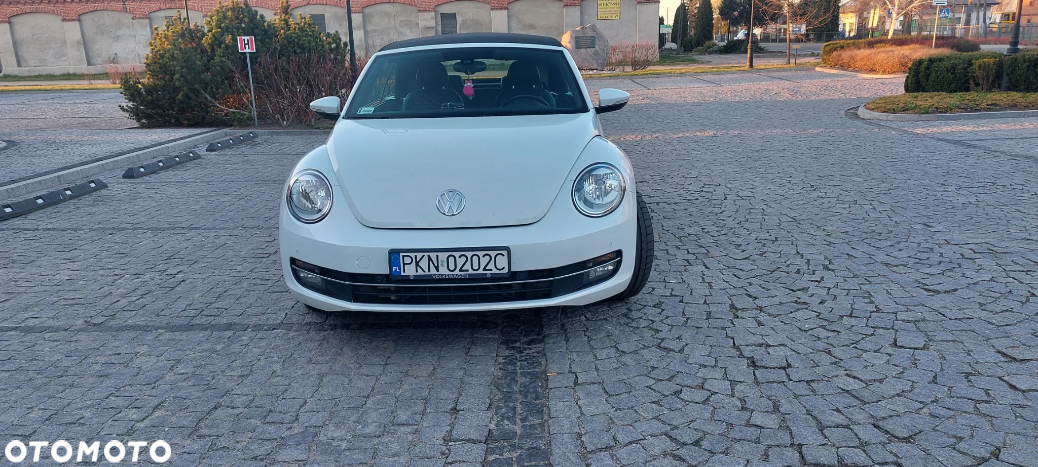 Volkswagen Beetle The Cabriolet 2.0 TDI DSG (BlueMotion Tech) Denim - 24