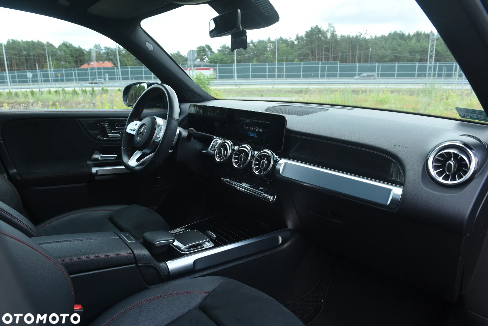 Mercedes-Benz GLB 200 d 4-Matic AMG Line 8G-DCT - 20
