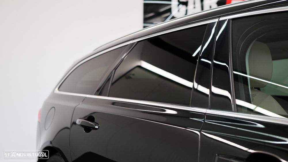 Jaguar XF Sportbrake 2.0 D Portfolio AWD Aut. - 47