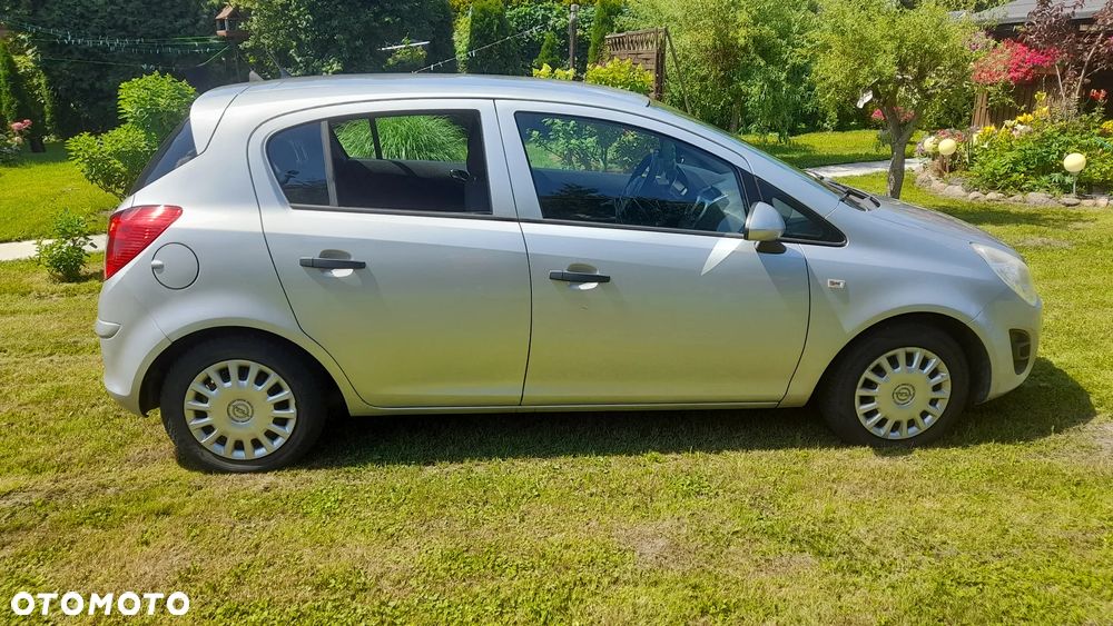 Opel Corsa 1.3 CDTI Essentia ecoFLEX - 2
