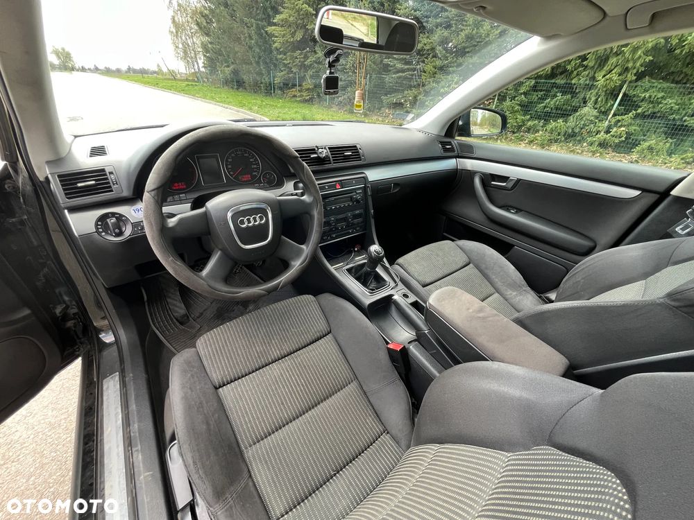 Audi A4 Avant 2.0 TDI - 15