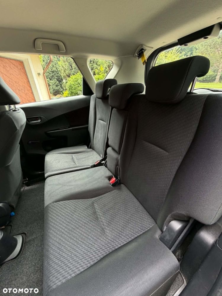 Toyota Verso S - 17
