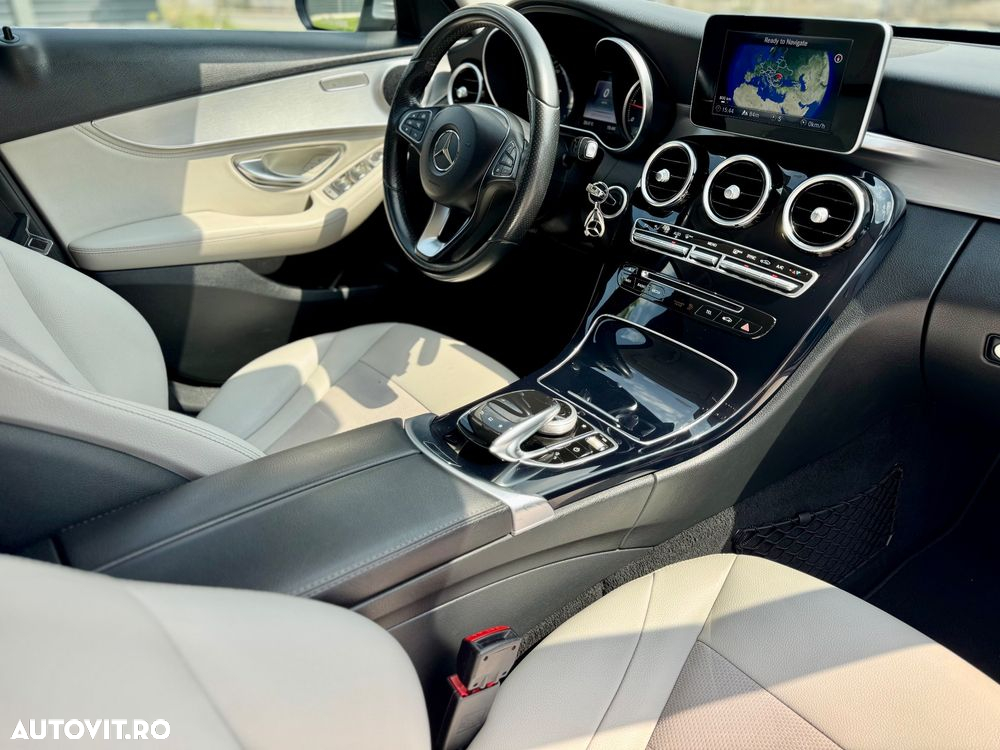 Mercedes-Benz C - 21