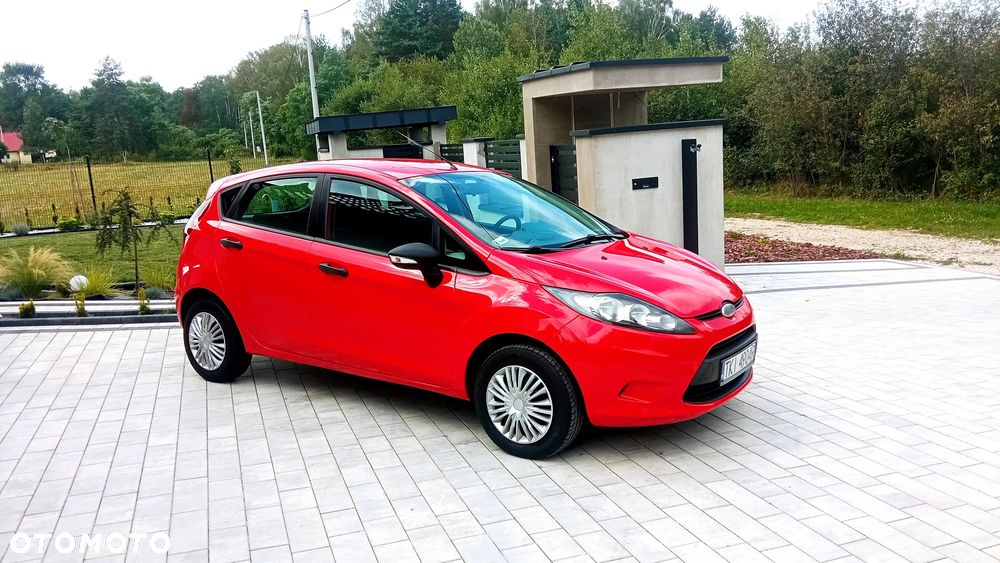 Ford Fiesta 1.4 TDCi Ambiente - 9