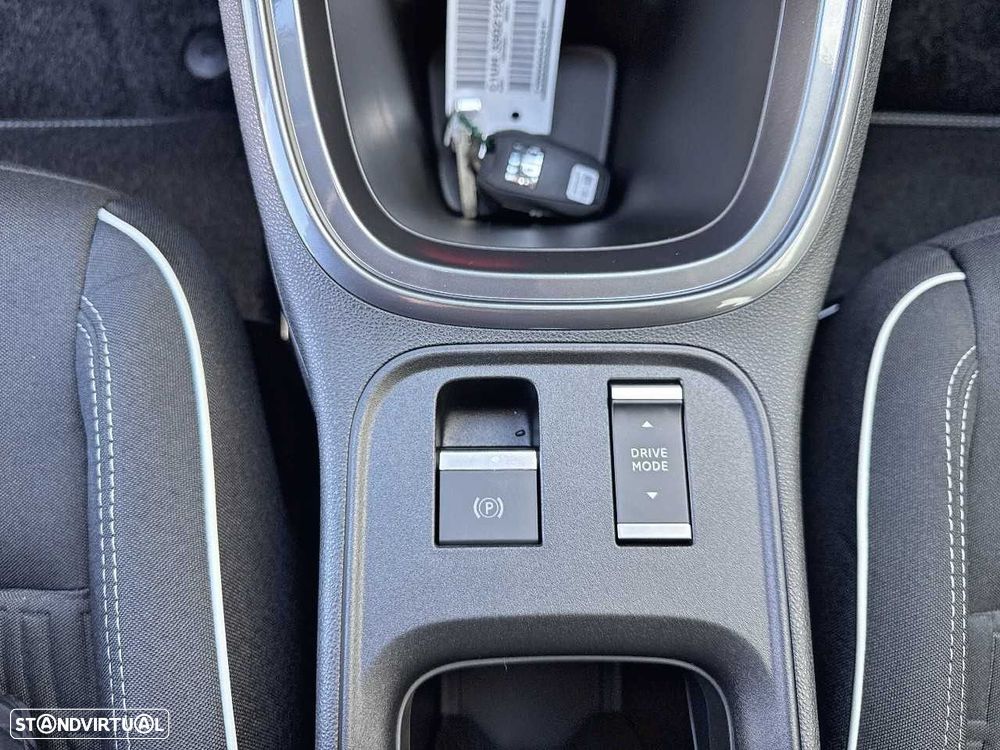 Fiat 600e 54 kWh (RED) - 23