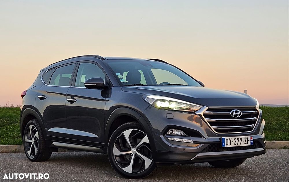 Hyundai Tucson 2.0 CRDI 4WD Automatik Premium - 2