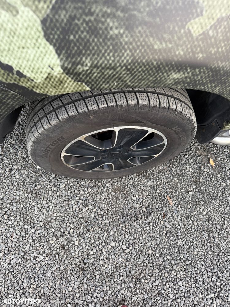 Dacia Duster 1.5 dCi 4x4 Laureate - 6