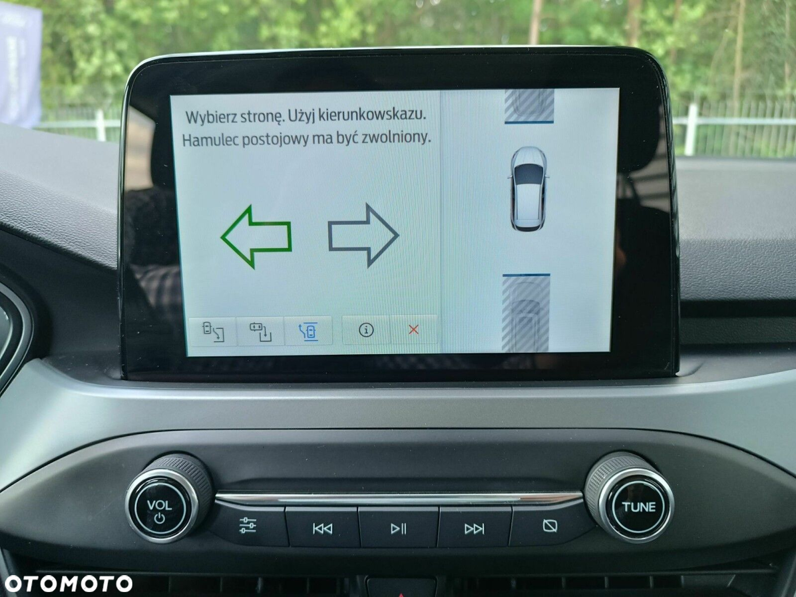 Ford Focus 1.0 EcoBoost Connected - 23