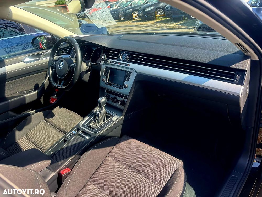 Volkswagen Passat - 5