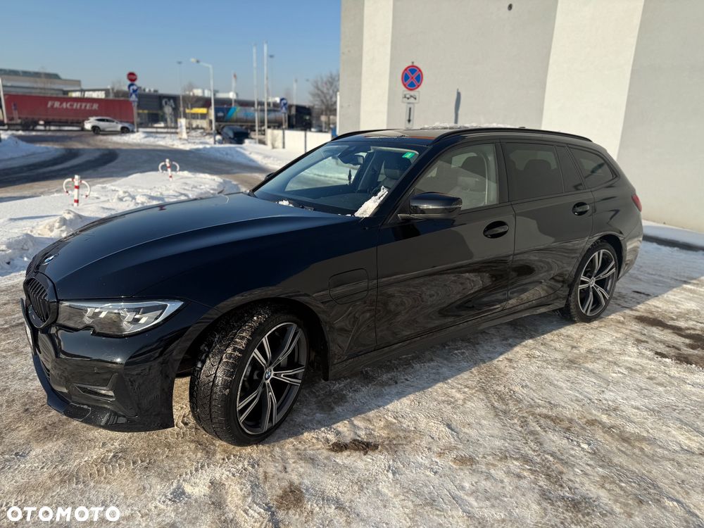 BMW Seria 3 330e Sport Line sport - 5