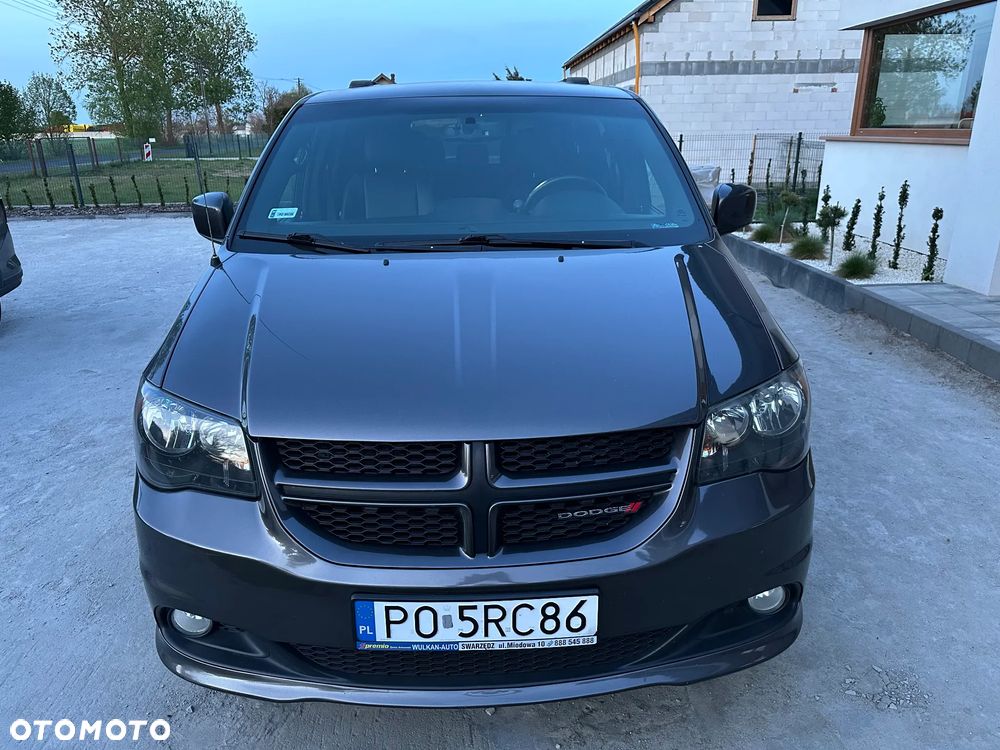 Dodge Grand Caravan 3.6 R/T - 2