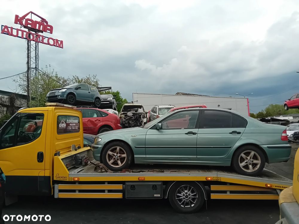 *BMW E46* Samochód na części - 1