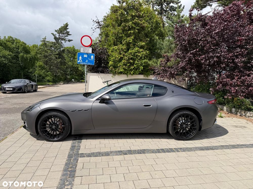 Maserati GranTurismo - 2