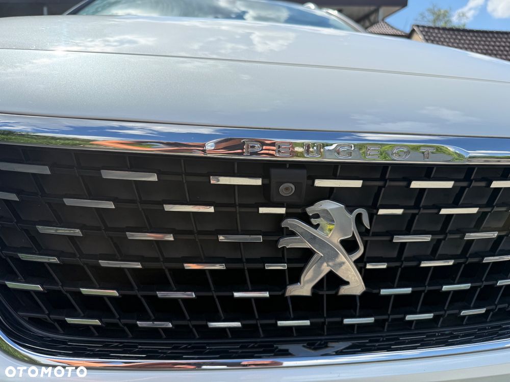 Peugeot 5008 PureTech 130 EAT8 Stop & Start Allure Pack - 12