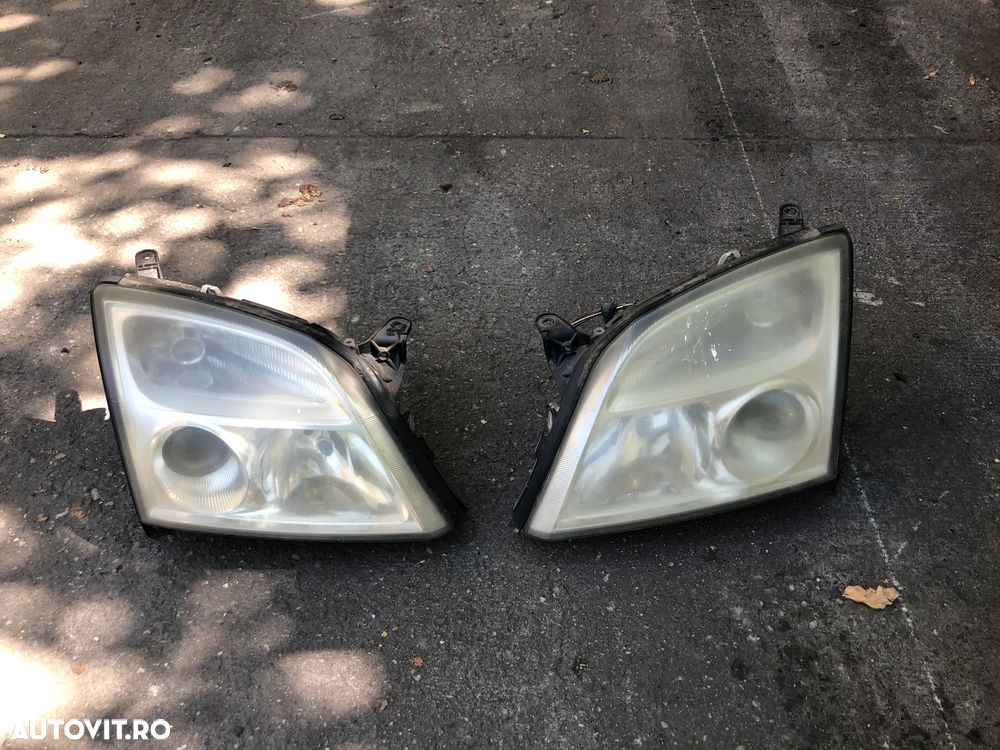 Far stanga/Far dreapta fata Opel Vectra C non facelift halogen 2003 - 2