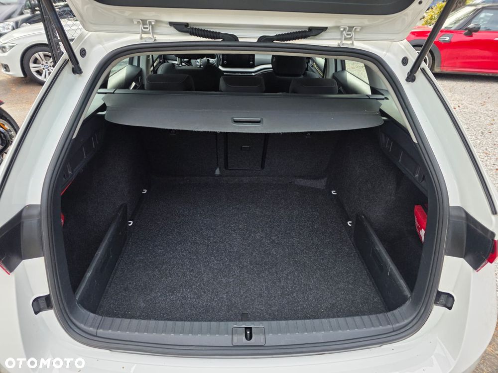 Skoda Octavia 2.0 TDI Ambition - 25