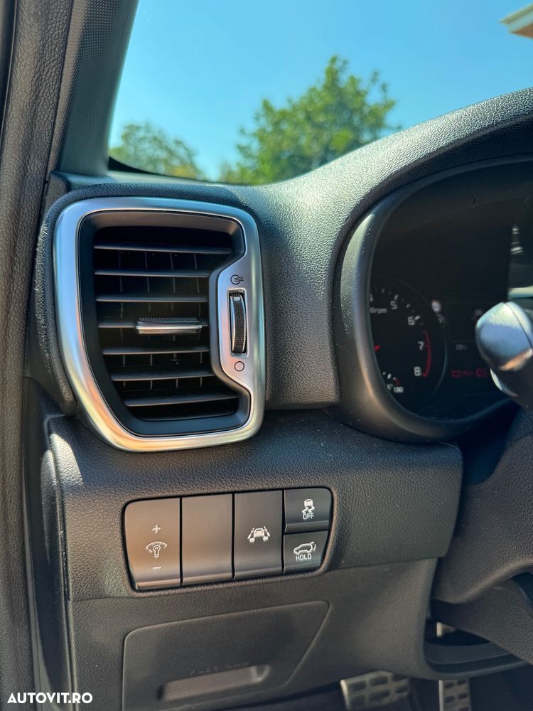 Kia Sportage 1.6 T-GDI 7DCT 4x4 GT Line - 12